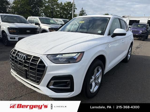 2023 Audi Q5 quattro Premium 40 TFSI