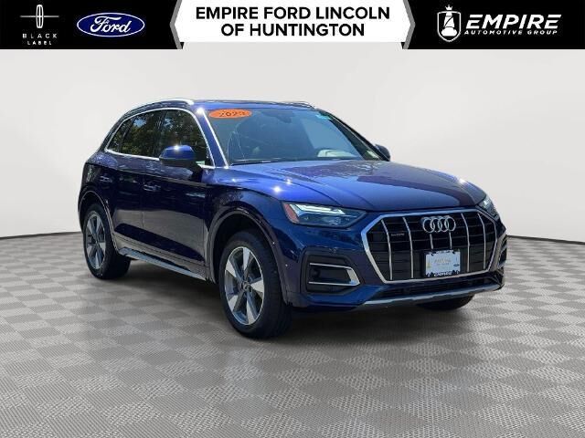 2023 Audi Q5 quattro Premium 40 TFSI