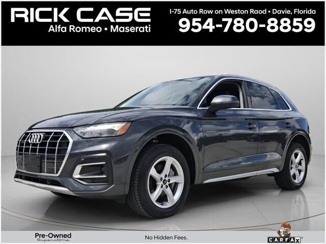 2023 Audi Q5 quattro Premium 40 TFSI