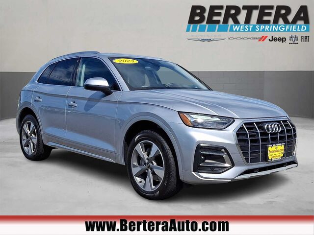 2023 Audi Q5 quattro Premium 40 TFSI