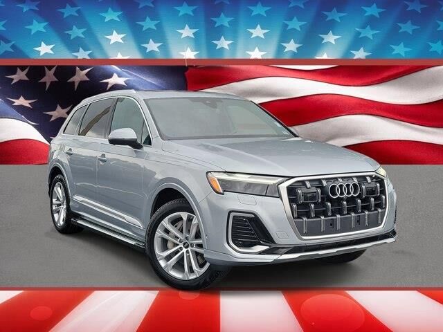 2025 Audi Q7 quattro Premium 45 TFSI
