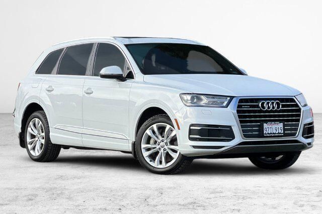 2019 Audi Q7 quattro SE Premium 45 TFSI — photo 1 of 13