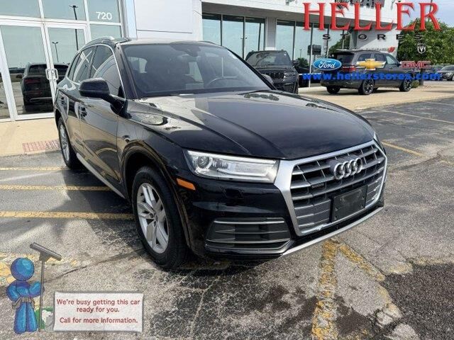 2020 Audi Q5 quattro Premium 45 TFSI — photo 1 of 24