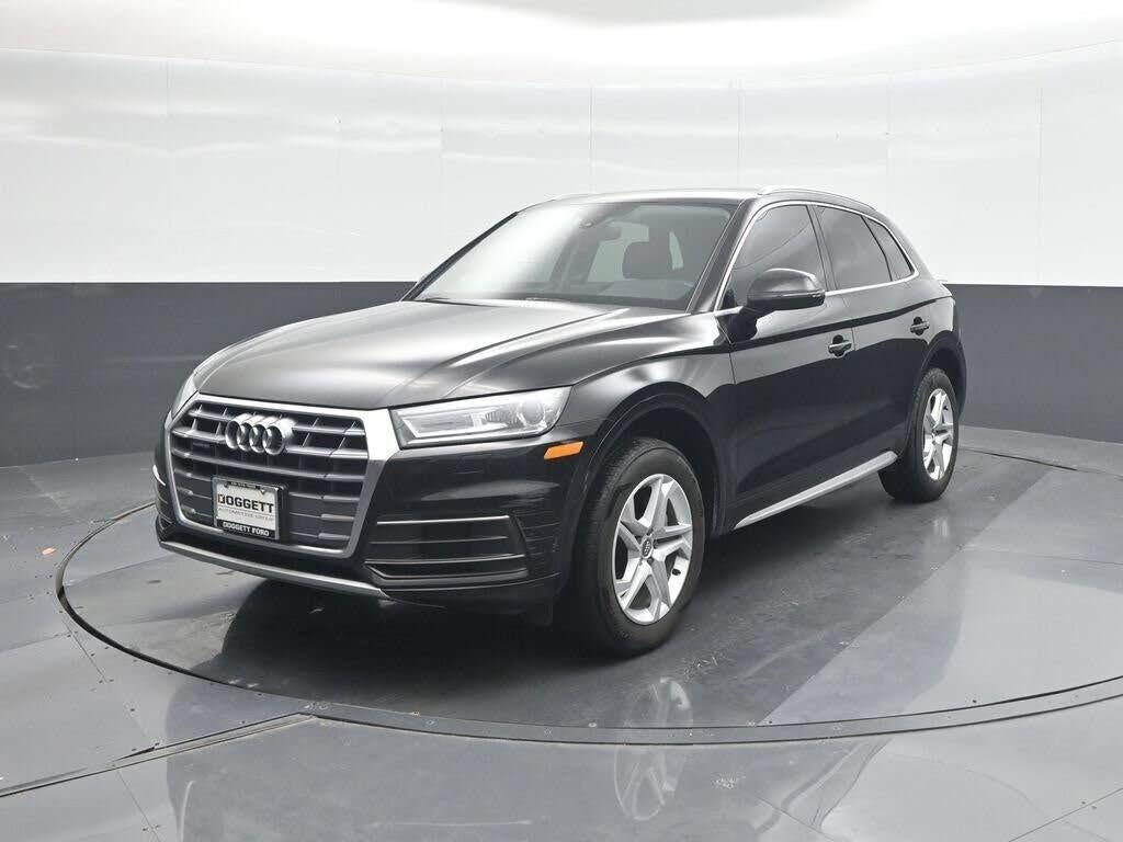 2019 Audi Q5 quattro Premium 45 TFSI — photo 1 of 1