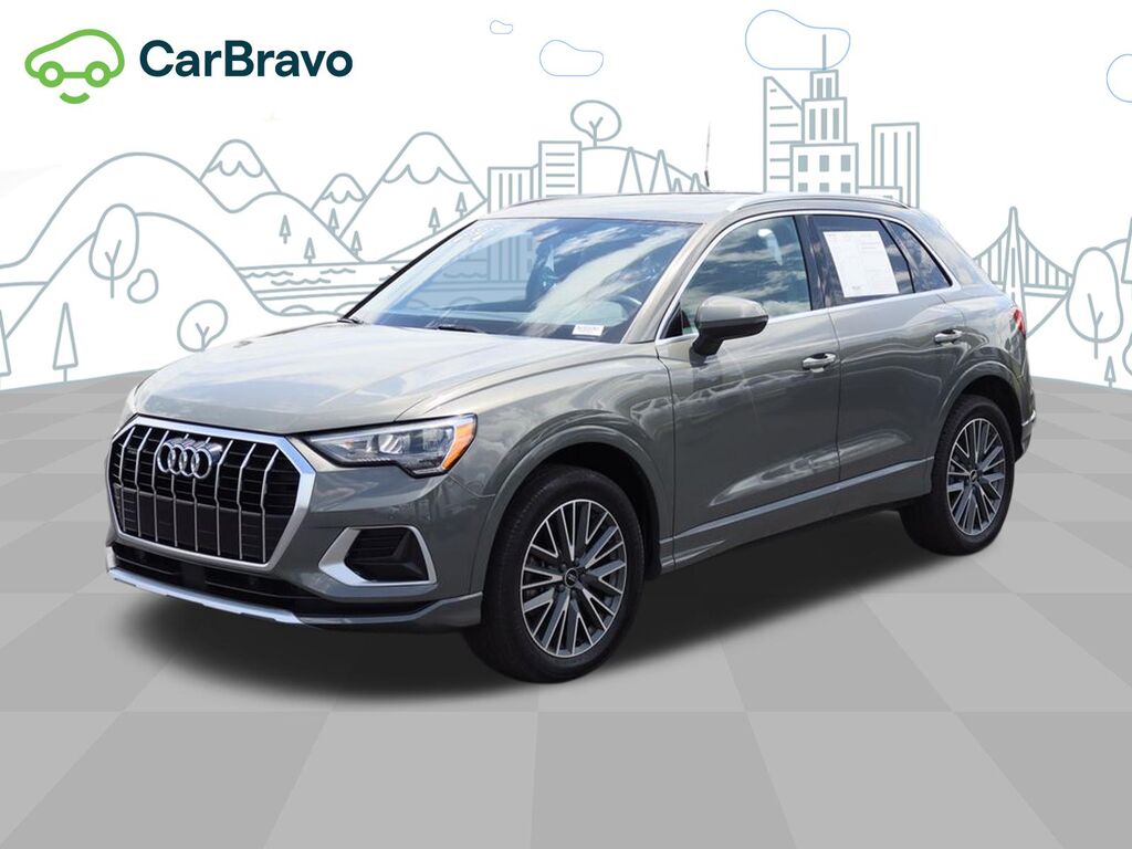2022 Audi Q3 Premium 40 TFSI quattro Tiptro — photo 1 of 7