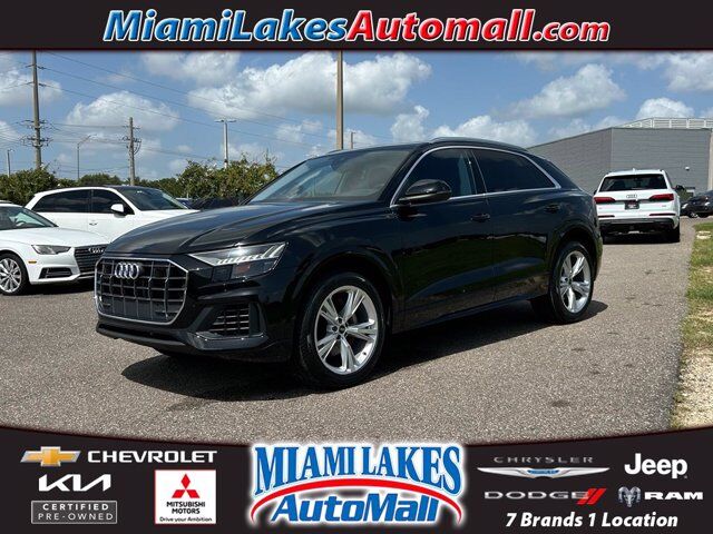2023 Audi Q8 Premium