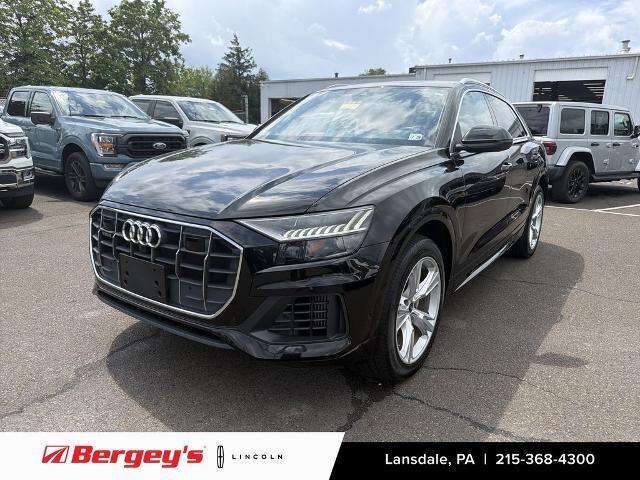 2023 Audi Q8 quattro Premium 55 TFSI