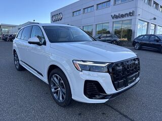 2026 Audi Q7 PREMIUM