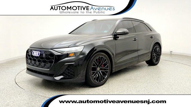 2024 Audi SQ8 Premium Plus