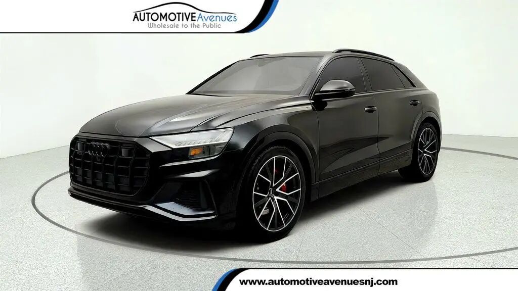 2022 Audi SQ8 4.0T quattro Premium Plus — photo 1 of 13