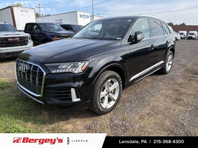 2023 Audi Q7 quattro Premium 55 TFSI — photo 1 of 25