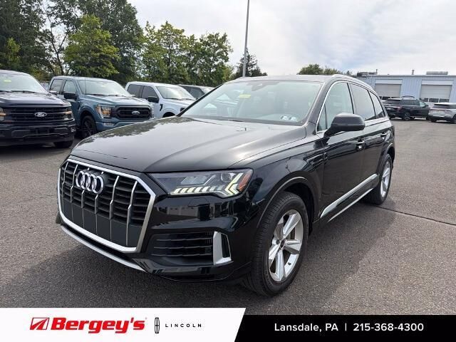 2023 Audi Q7 quattro Premium 55 TFSI