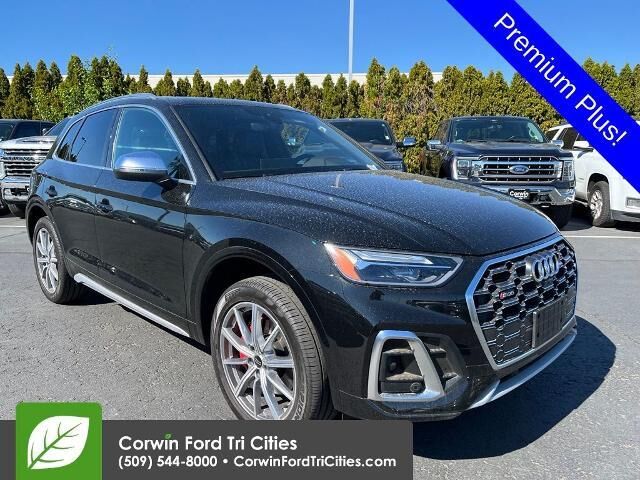 2025 Audi SQ5 3.0T quattro Premium Plus