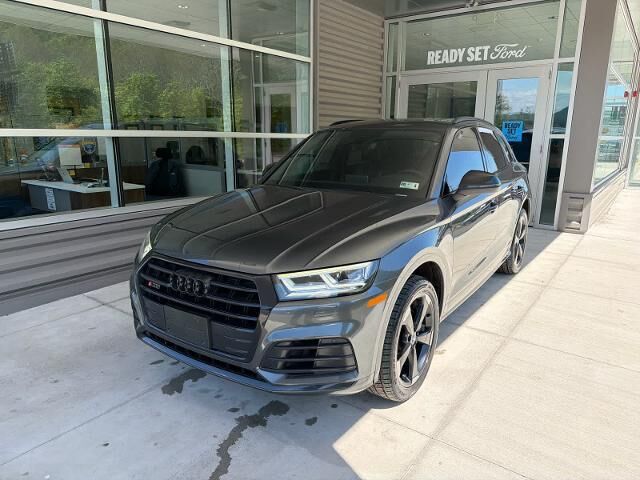 2019 Audi SQ5 3.0T quattro Premium Plus — photo 1 of 12