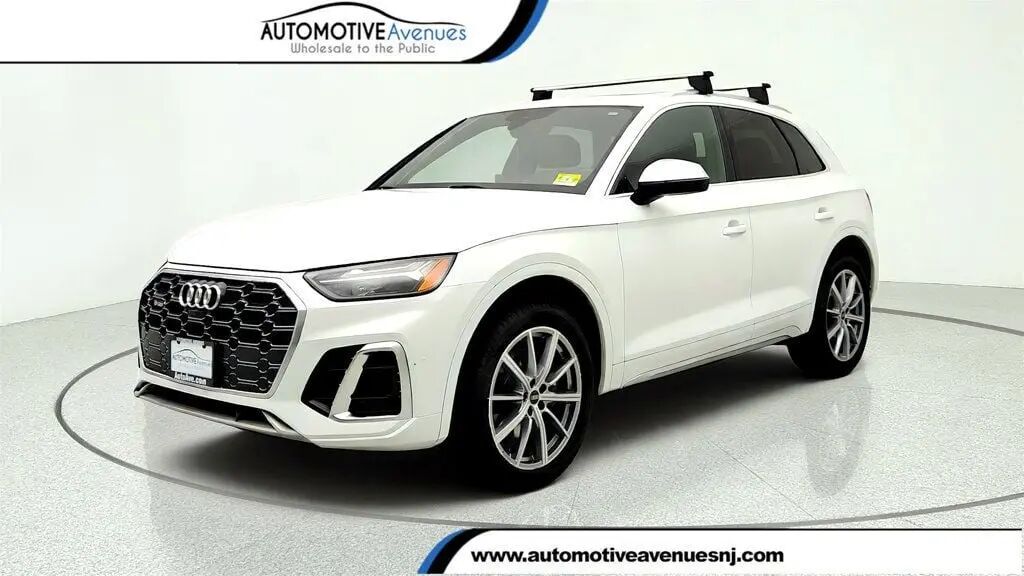 2021 Audi SQ5 3.0T quattro Premium Plus — photo 1 of 26