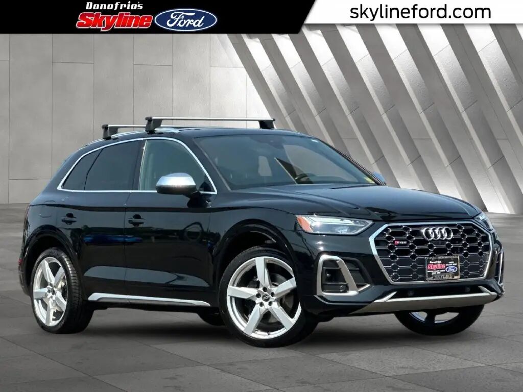 2022 Audi SQ5 3.0T quattro Premium Plus — photo 1 of 13