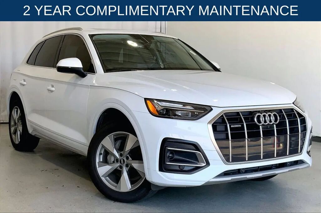2023 Audi Q5 quattro Premium Plus 40 TFSI — photo 1 of 13