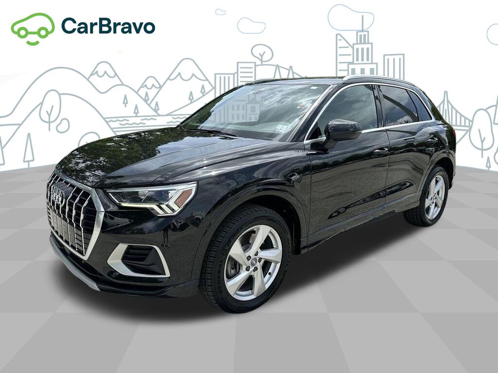 2020 Audi Q3 Premium Plus 45 TFSI quattro T — photo 1 of 6