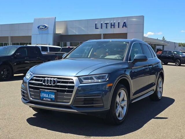 2018 Audi Q5 2.0T quattro Premium Plus