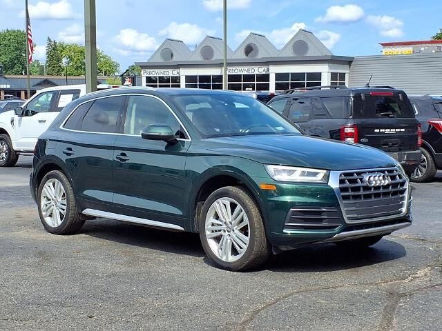 2018 Audi Q5 2.0T quattro Premium Plus