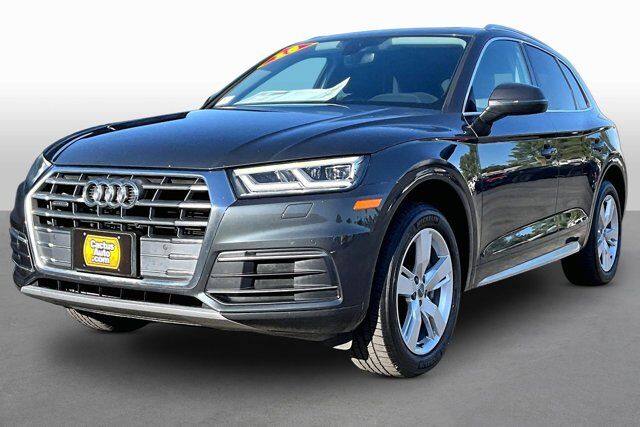 2018 Audi Q5 Premium Plus — photo 1 of 13