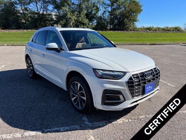 2021 Audi Q5 quattro Prestige 45 TFSI
