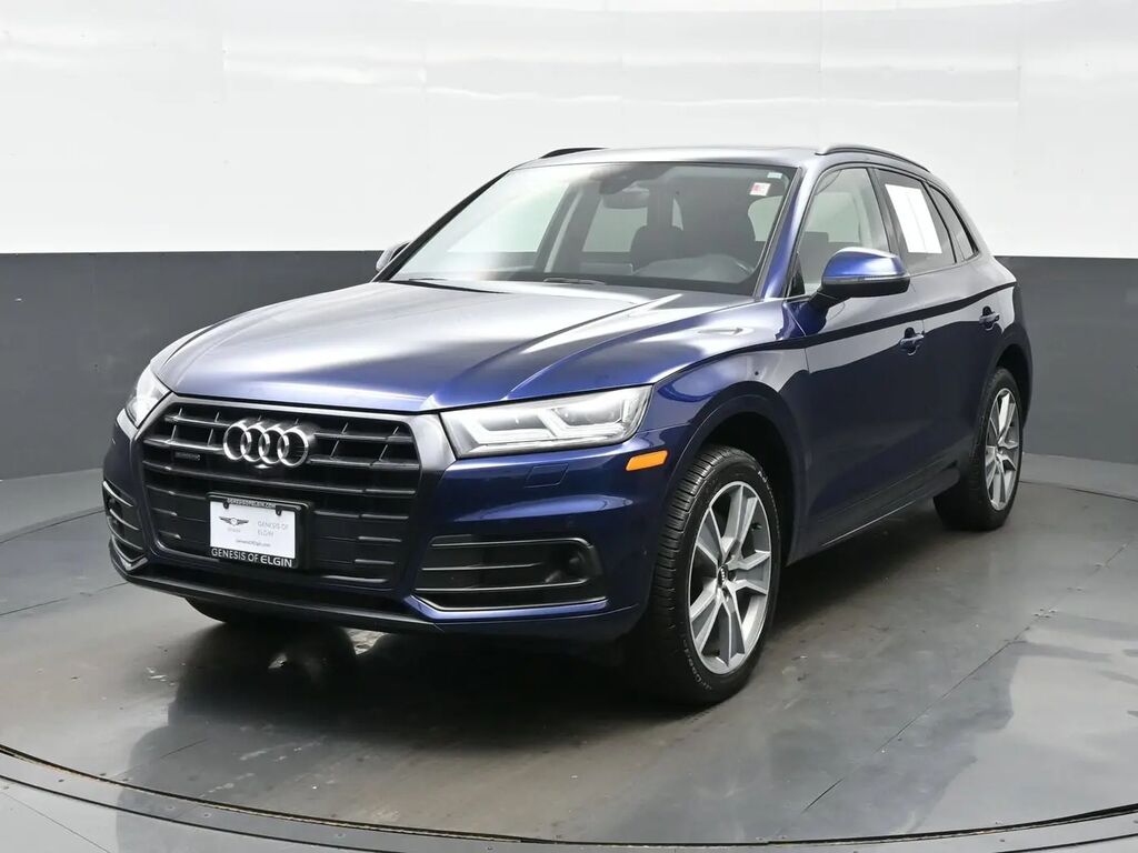 2020 Audi Q5 quattro Prestige 45 TFSI — photo 1 of 13