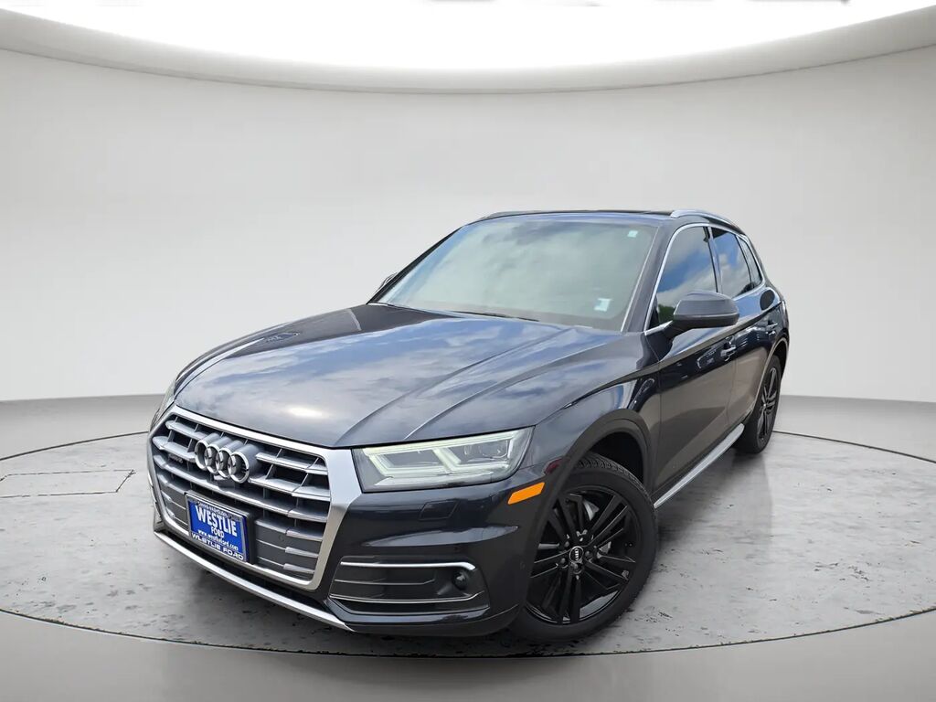 2020 Audi Q5 quattro Prestige 45 TFSI — photo 1 of 26