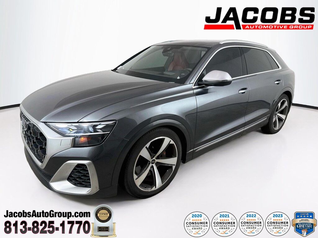 2024 Audi SQ8 Prestige — photo 1 of 13