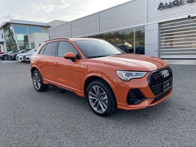 2025 Audi Q3 quattro S line Premium 45 TFSI — photo 1 of 40