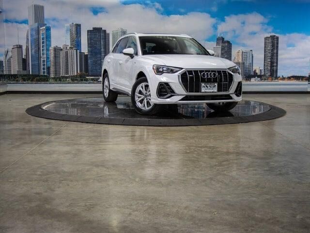 2022 Audi Q3 quattro S line Premium 45 TFSI