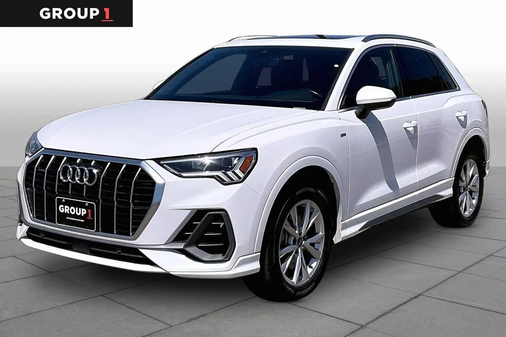 2024 Audi Q3 quattro S line Premium 45 TFSI — photo 1 of 12