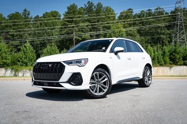 2025 Audi Q3 quattro S line Premium 45 TFSI — photo 1 of 26