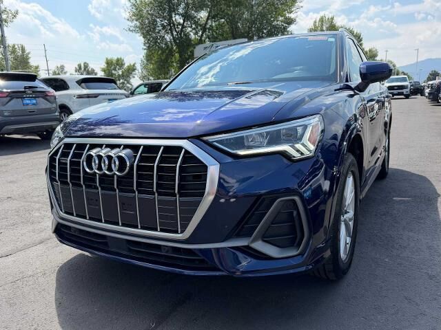 2025 Audi Q3 quattro S line Premium 45 TFSI — photo 1 of 26