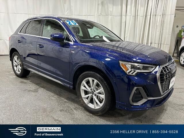 2025 Audi Q3 quattro S line Premium 45 TFSI — photo 1 of 13