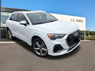 2022 Audi Q3 quattro S line Premium 45 TFSI