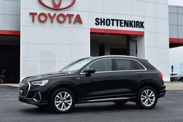 2023 Audi Q3 quattro S line Premium 45 TFSI