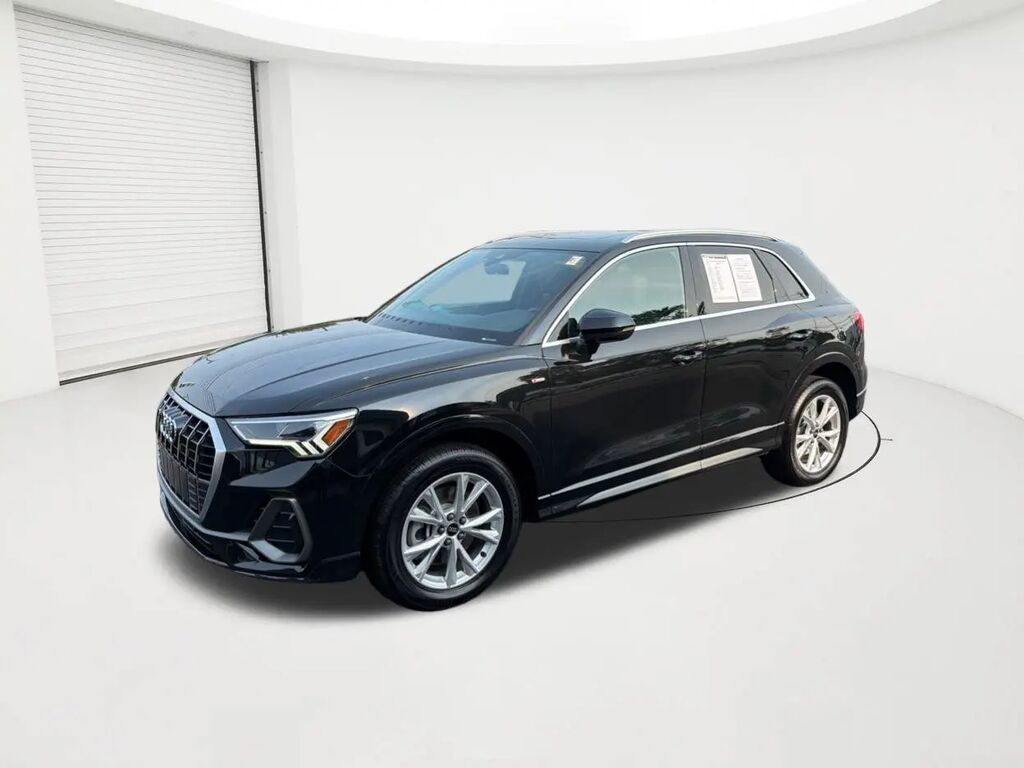 2025 Audi Q3 quattro S line Premium 45 TFSI — photo 1 of 13