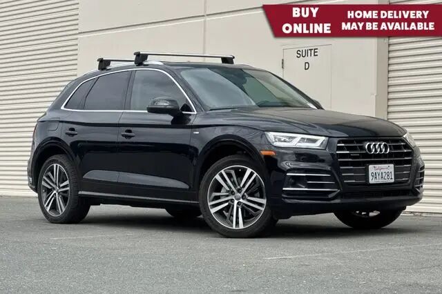 2020 Audi Q5 e quattro Premium Plus 55 TFSI — photo 1 of 13