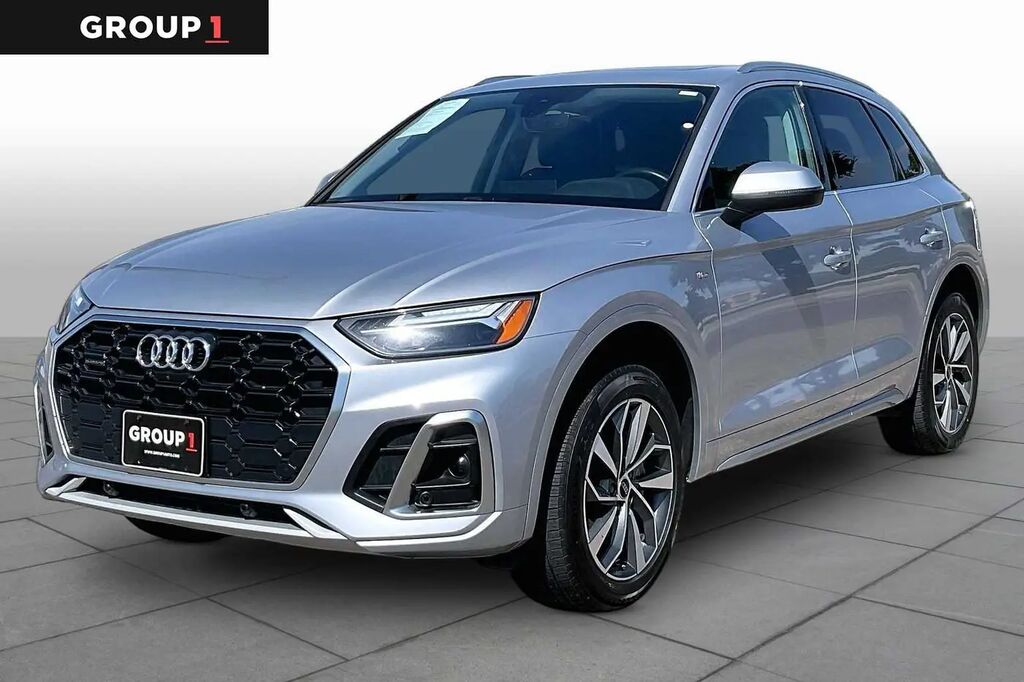 2024 Audi Q5 quattro S line Prem Plus 45 TFSI — photo 1 of 12