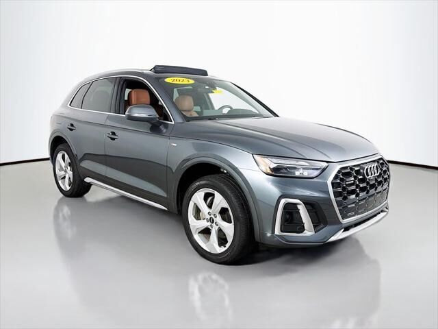 2023 Audi Q5 quattro S line Prem Plus 45 TFSI — photo 1 of 13