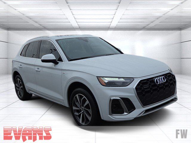 2023 Audi Q5 S line Premium Plus