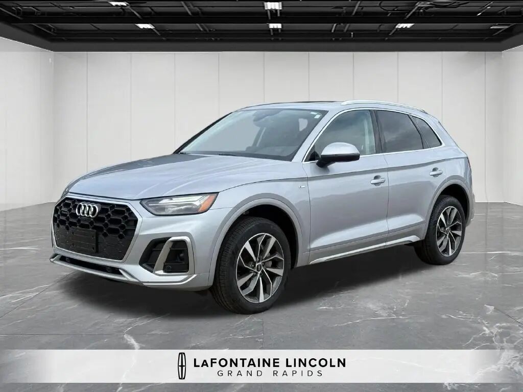 2024 Audi Q5 quattro S line Prem Plus 45 TFSI — photo 1 of 13