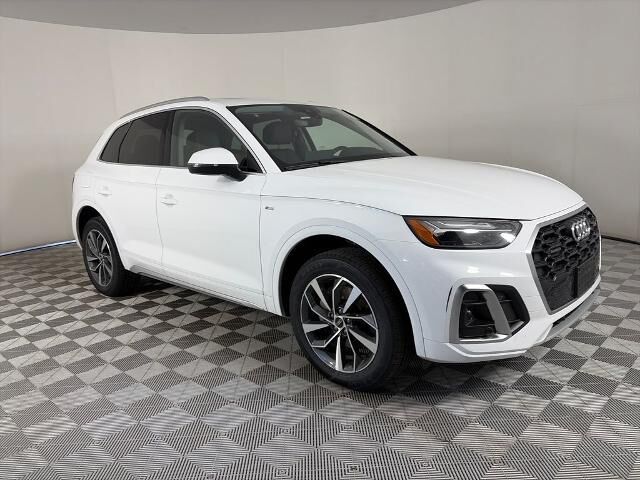 2024 Audi Q5 quattro S line Prem Plus 45 TFSI — photo 1 of 28