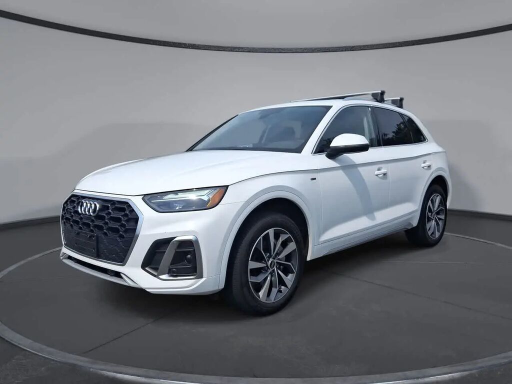 2024 Audi Q5 quattro S line Prem Plus 45 TFSI — photo 1 of 26