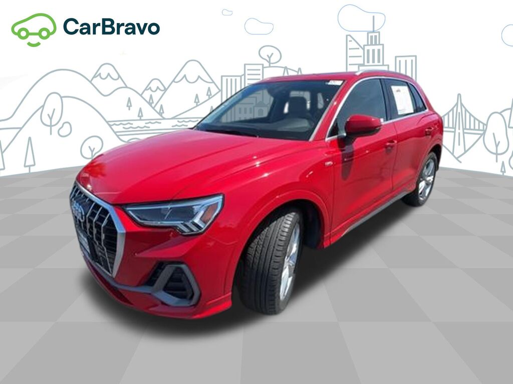 2020 Audi Q3 S line Premium Plus — photo 1 of 6