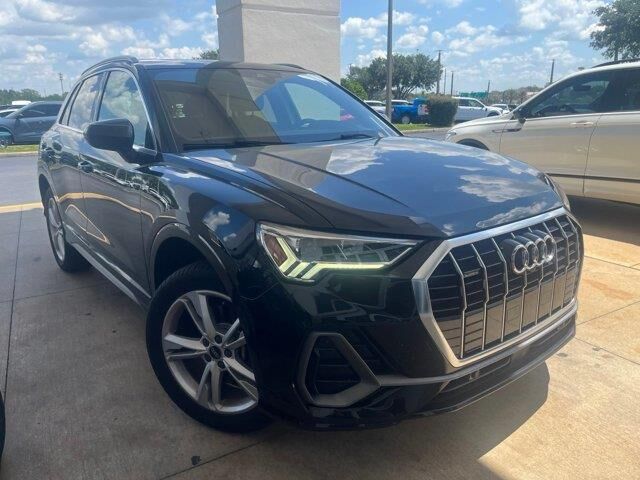 2022 Audi Q3 quattro S line Prem Plus 45 TFSI — photo 1 of 26