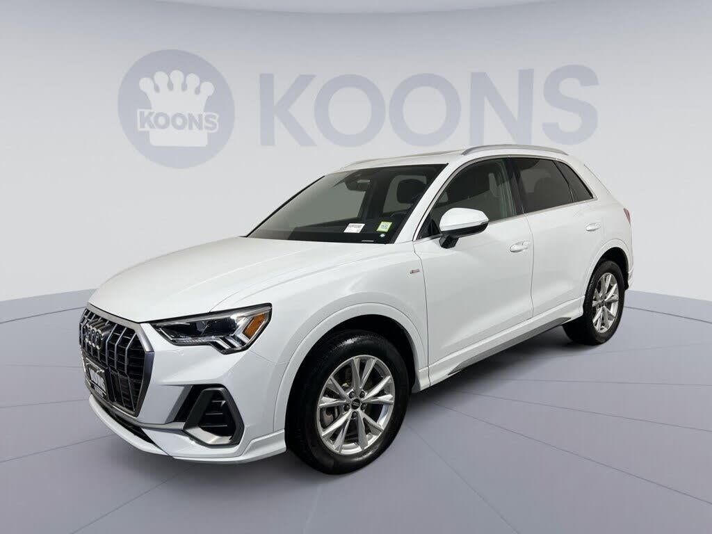 2023 Audi Q3 quattro S line Prem Plus 45 TFSI — photo 1 of 3