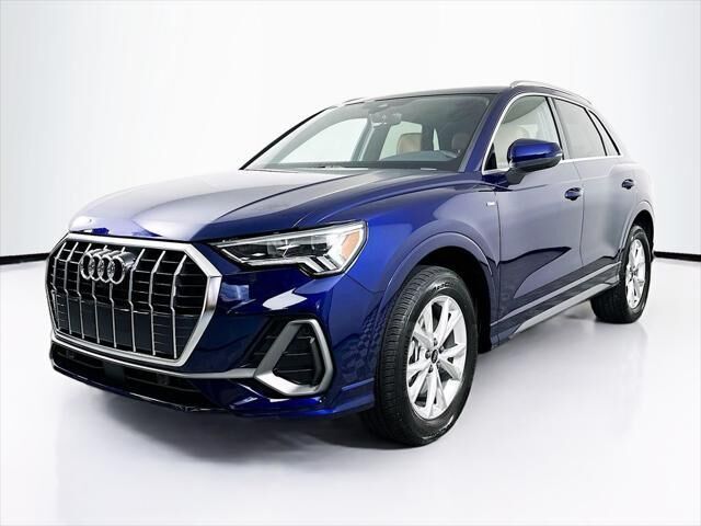 2025 Audi Q3 quattro S line Prem Plus 45 TFSI