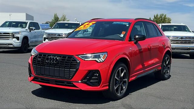 2025 Audi Q3 quattro S line Prem Plus 45 TFSI